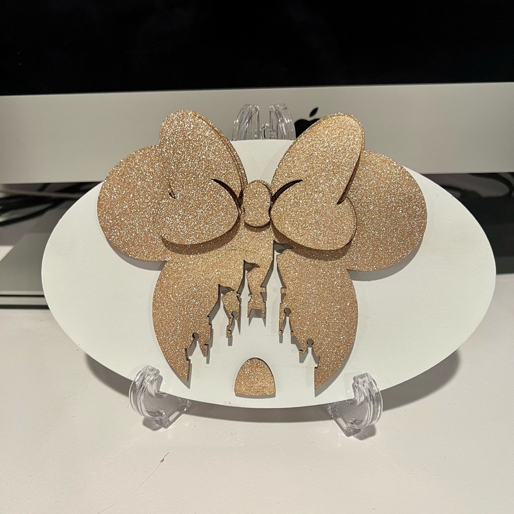 Minnie Mouse Sign - Picture 2 of 2